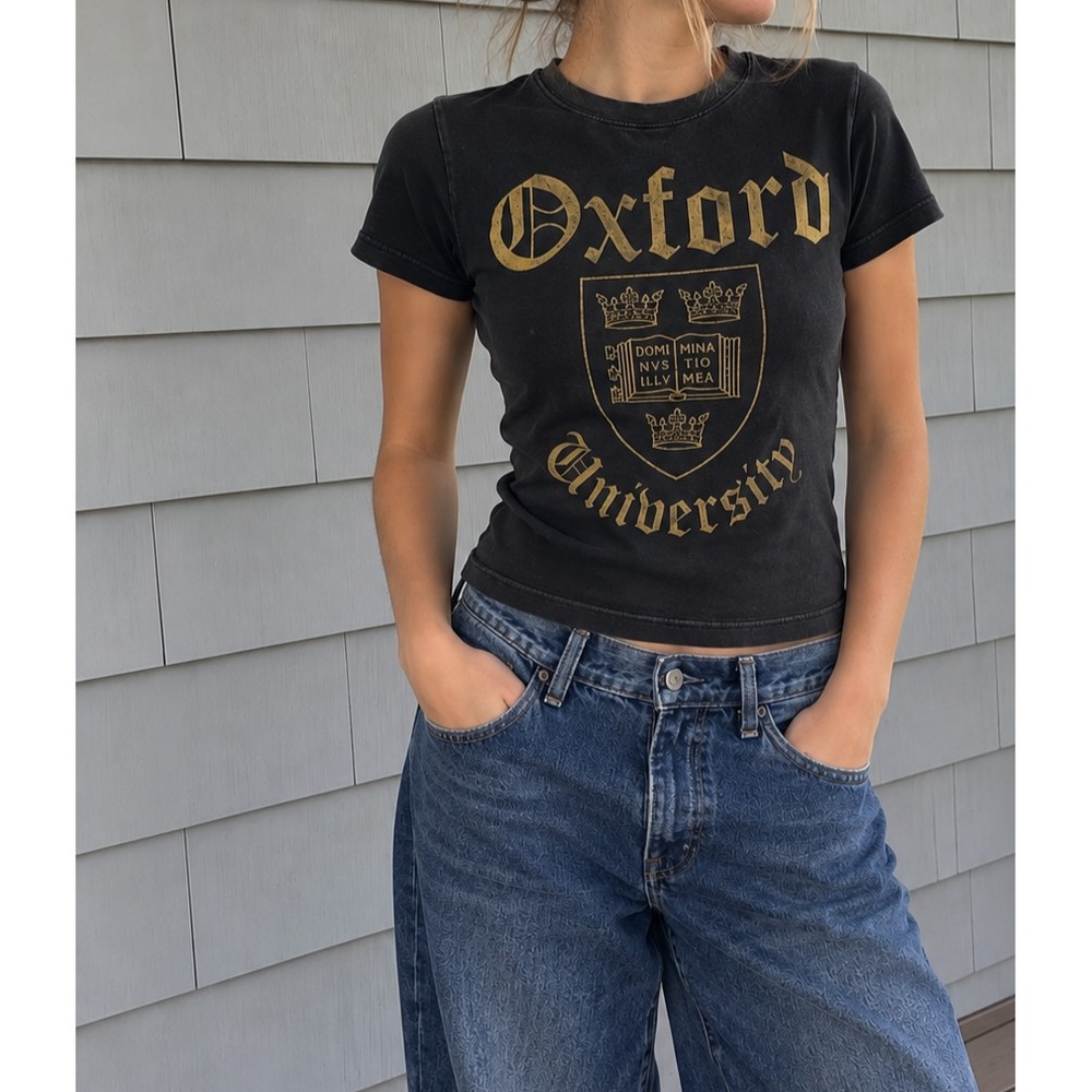Oxford University Black Gold Crest Graphic T Shirt Gothic Y2K Preppy Small